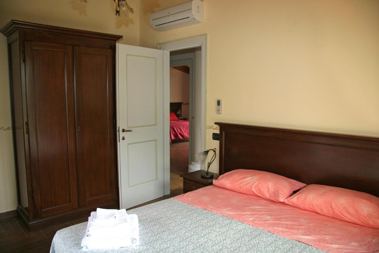 Villa Paladino - B&B E Guest House ชิลลา ภายนอก รูปภาพ